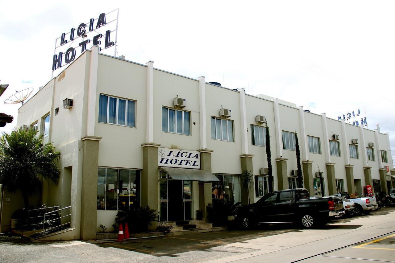 Licia Hotel Joao Pinheiro Eksteriør billede