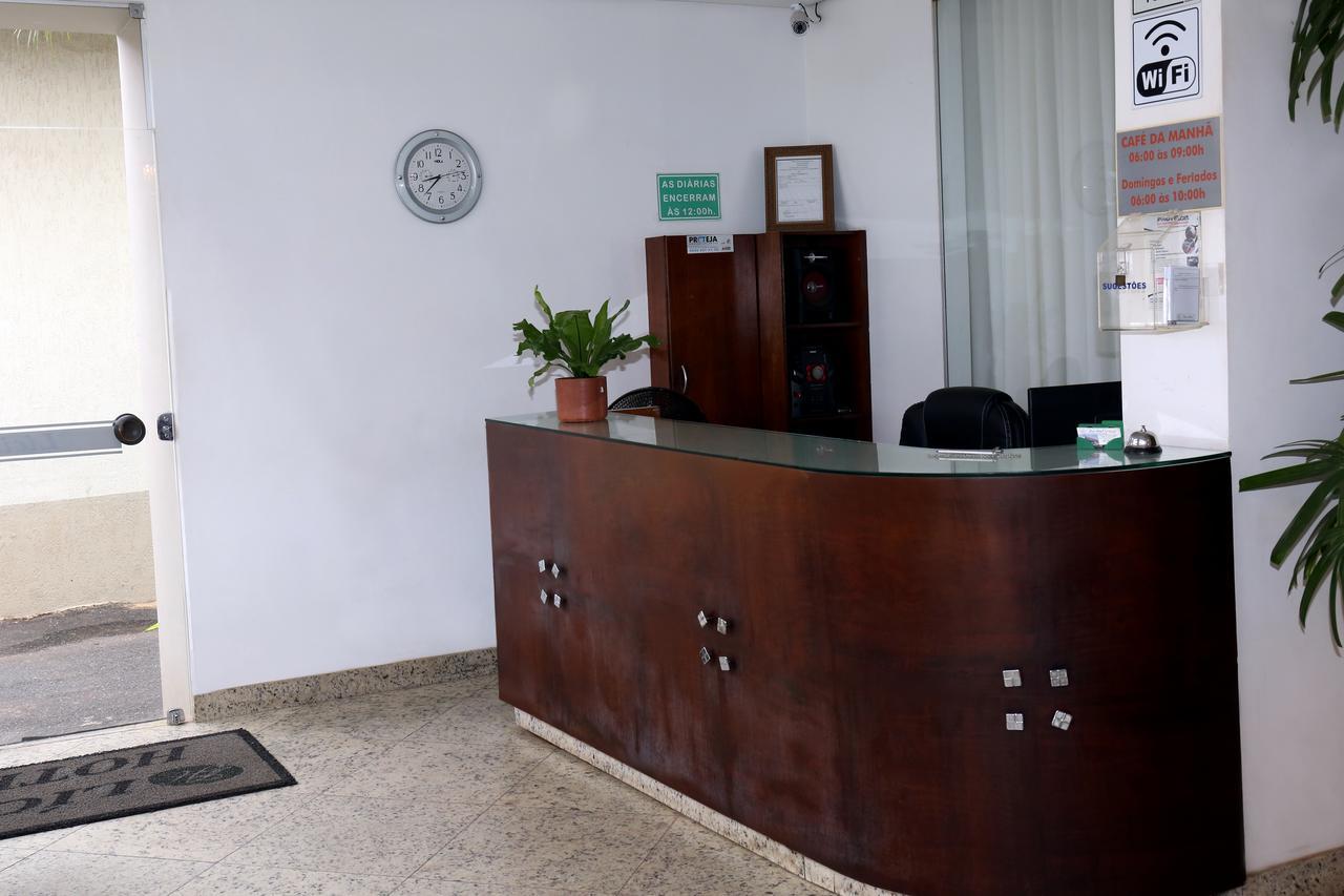 Licia Hotel Joao Pinheiro Eksteriør billede