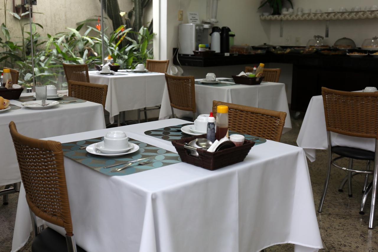 Licia Hotel Joao Pinheiro Eksteriør billede